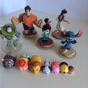 Disney Infinity Character Toy Bundle - & Tsum Tsum Figures